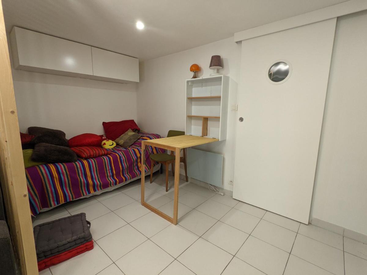 Appartamento Studio Independant, Acces Piscine Le Castellet  Esterno foto